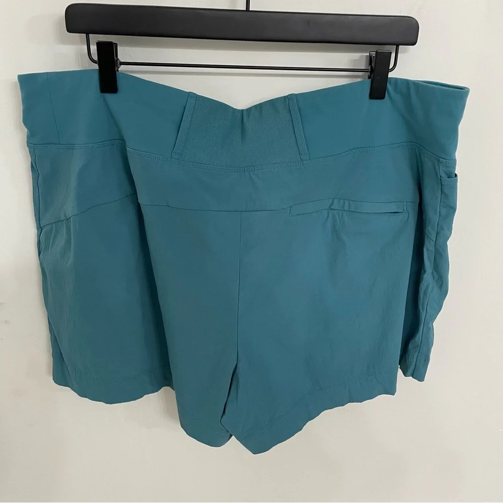 Athleta Women's Trekkie North Shorts Size 18 Hike Travel Athleisure Outdoor. 1 - Picture 5 of 6